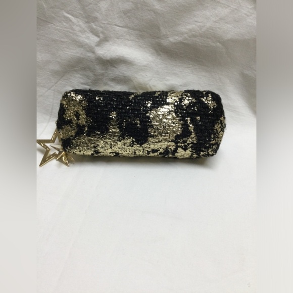 MAC Cosmetic Bag - Picture 3 of 11